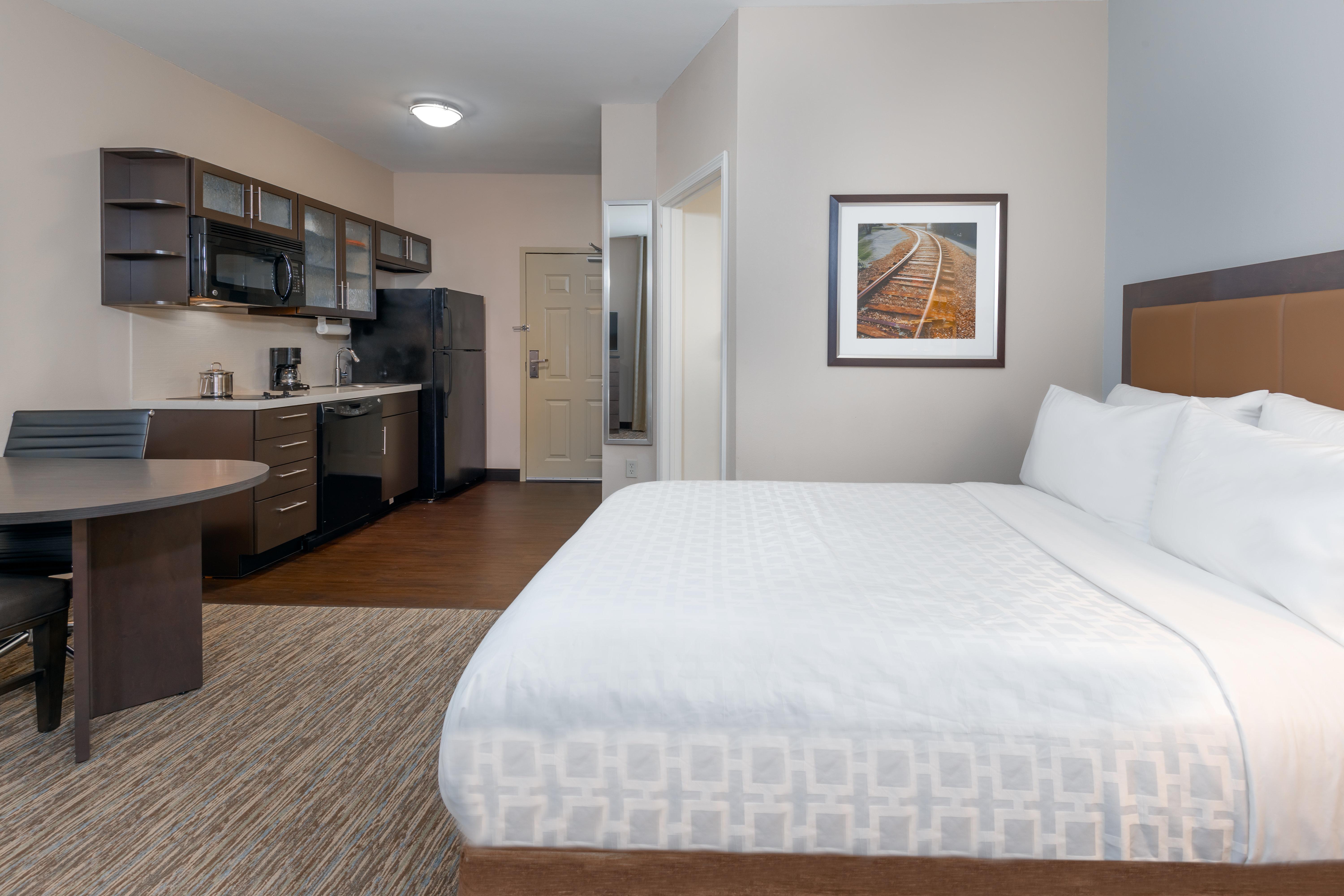 Candlewood Suites Athens By Ihg Bagian luar foto